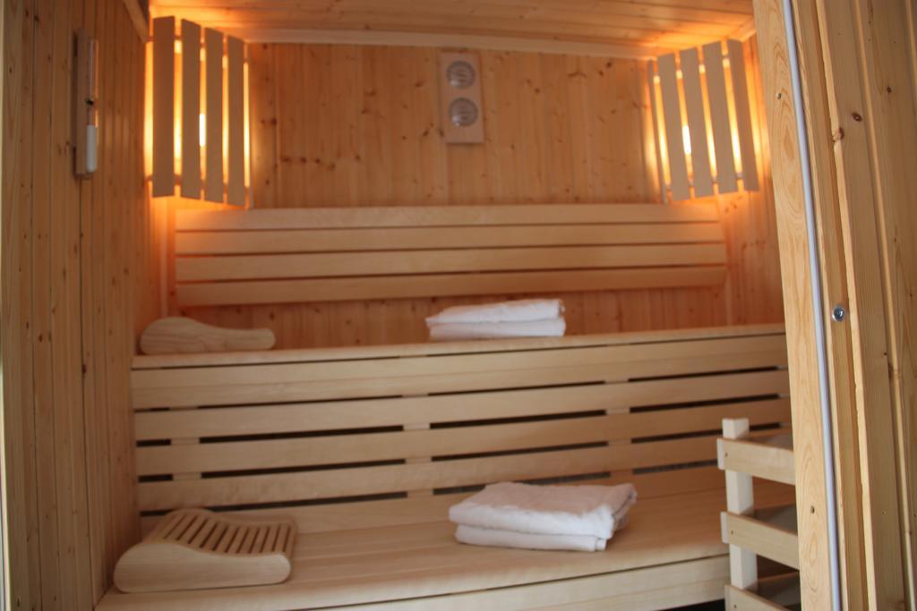 Agape Hotel Niort- Bessines Екстер'єр фото