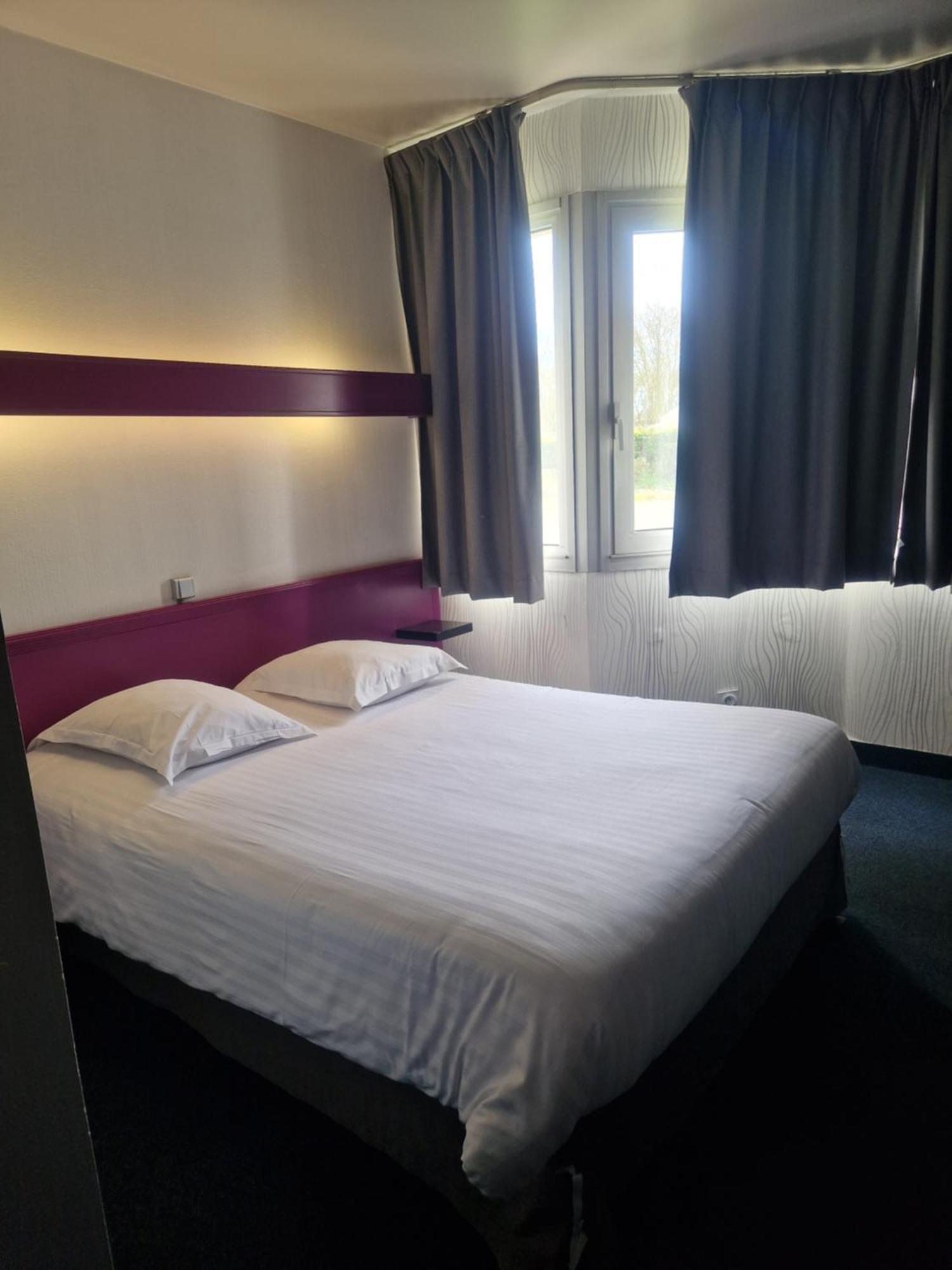 Agape Hotel Niort- Bessines Екстер'єр фото