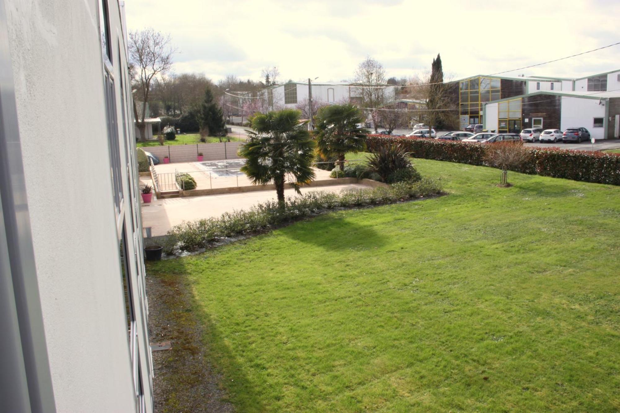 Agape Hotel Niort- Bessines Екстер'єр фото